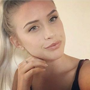 Meet your Posher, Sabrina